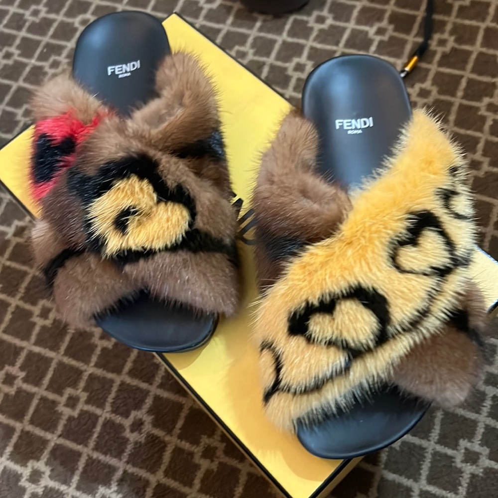 Fendi mink slides IN BOX Worn once. Excellent condition